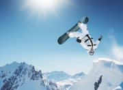 字母哥赛后谦逊发言登热搜，俄克拉荷马城雷霆惊险纽约尼克斯引发热议的简单介绍